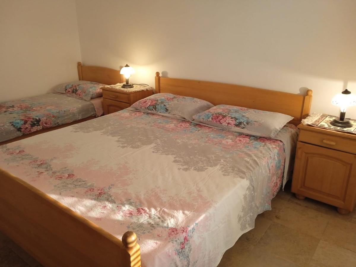 Luna Tsuki Two Aparthotel Rovinj Buitenkant foto