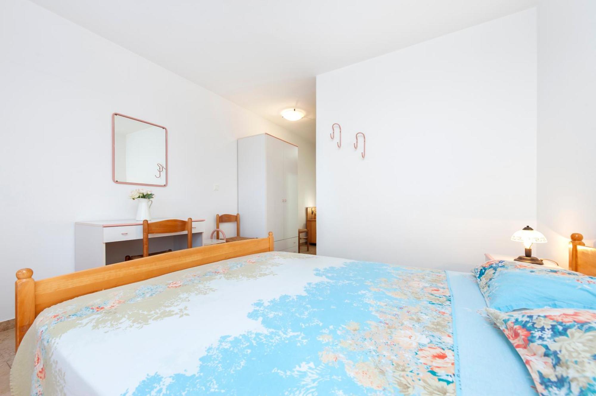 Luna Tsuki Two Aparthotel Rovinj Buitenkant foto